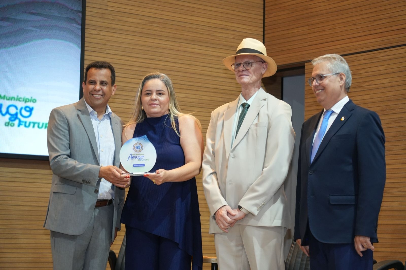 Barra do Ouro recebe Selo Município Amigo do Futuro em reconhecimento a boas práticas na gestão pública